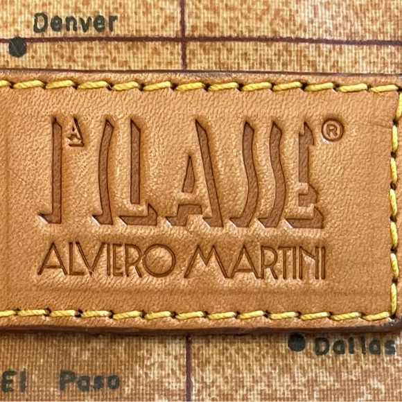 Alviero Martini Tan Map Print Sling Backpack Featuring United States - Picture 10 of 15